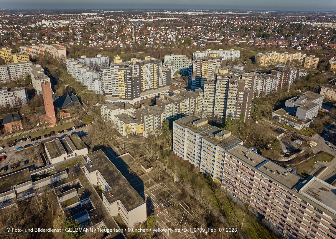 07.02.2023 - Luftbilder vom Marx-Zenrtum und Umgebung in Neuperlach